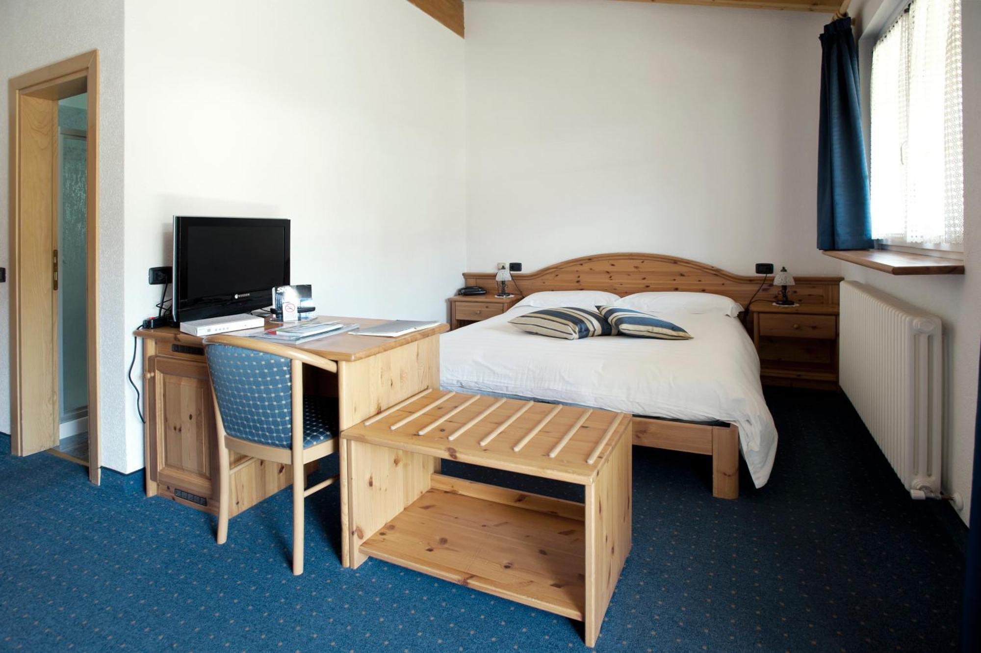 Sport Hotel Alpina Madesimo Exterior photo